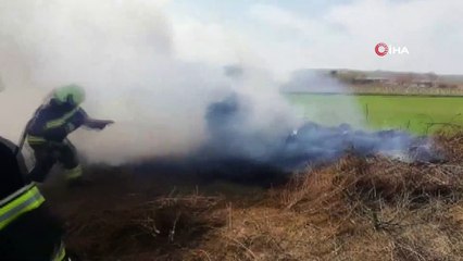 Çift sürerken traktörü alev aldı