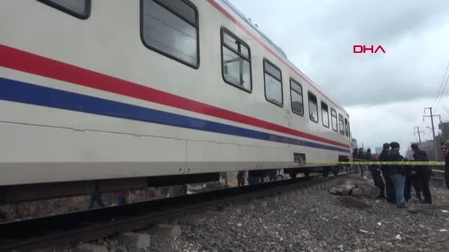 Diyarbakır Raylarda Kulaklıkla Müzik Dinlerken, Tren Çarptı