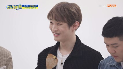 [Weekly Idol EP.396] 16살 때부터 자취를! 윤쿠쿠가 선보이는 하얀 김치 볶음!! (음.. 맛이..?ㅋㅋㅋ)