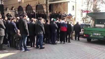 Kadıköy'deki Vahşi Cinayet Öldürülen Amca Son Yolculuğuna Uğurlandı