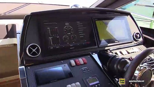 2019 Absolute 50 Fly Motor Yacht - Walkthrough - 2019 Miami Yacht Show