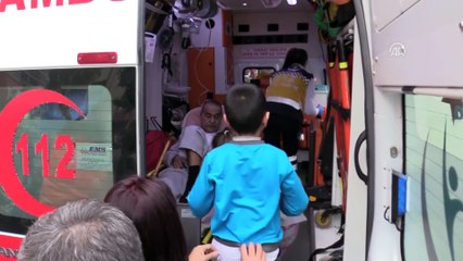 Yangın çıkan evde mahsur kalan 5 kişi kurtarıldı (2) - ADANA