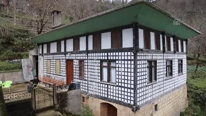 Kültür Varlığı" Olarak Tescilli Evini Onarınca Ceza Aldı