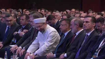 Erbaş: "Bugün Müslümanların da Bir Değerler Krizi Yaşadığını Söylemek Durumundayız"