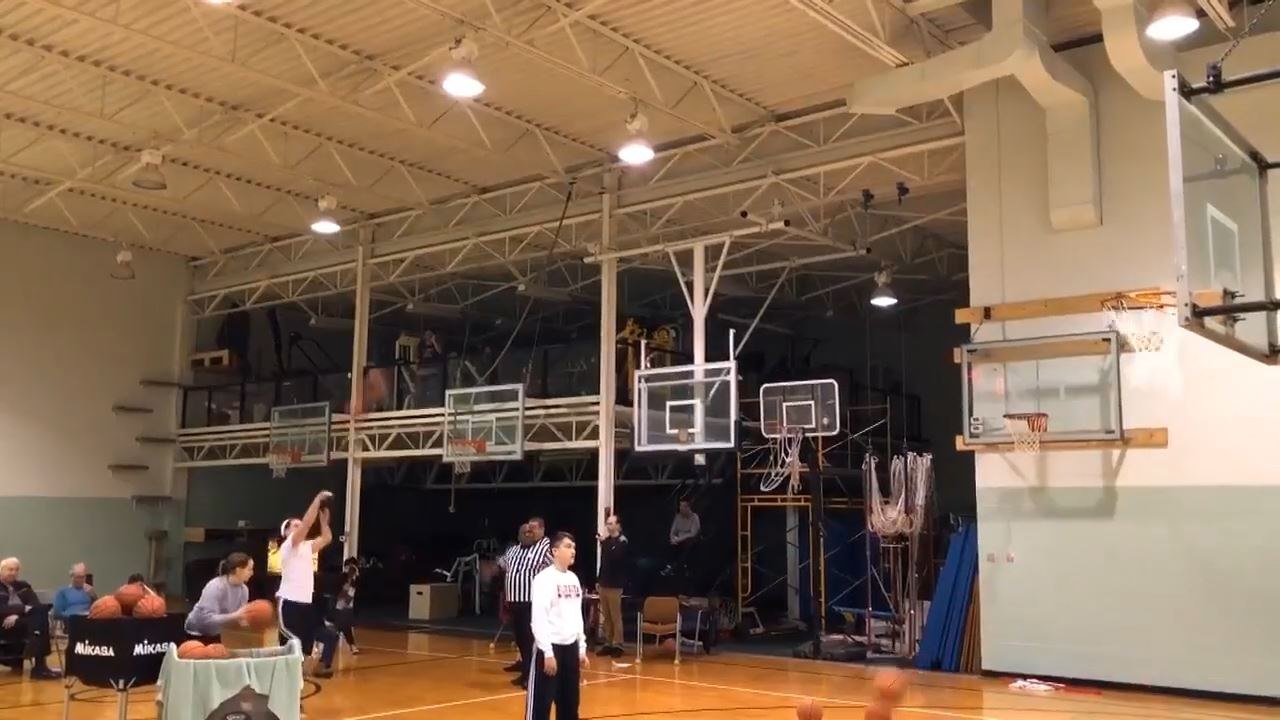 Anthony Miracola entre dans le Guinness Book avec 31 paniers en 1 minute !