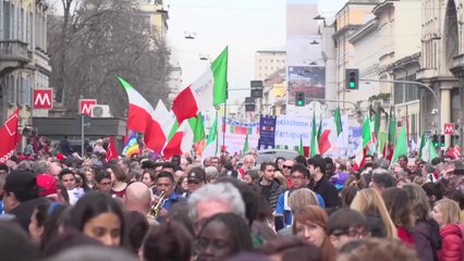 "사람이 먼저다!"...이탈리아 강경 난민정책 항의 집회 / YTN