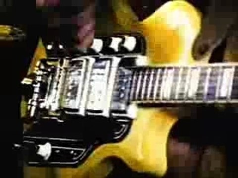 The Raconteurs - Steady As She Goes