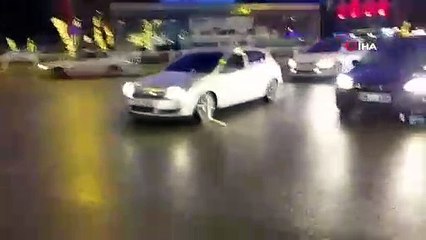 Sahibinin elinden kaçan kaz, trafiği böyle birbirine kattı