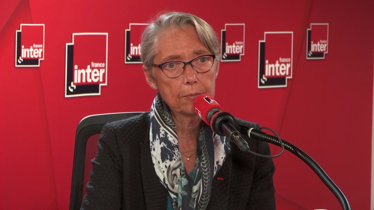Élisabeth Borne : "Quand vous n'habitez pas dans une grande ville, non seulement vous n'avez pas d'autre choix que la voiture, mais en plus votre employeur ne vous aide pas"
