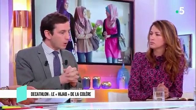 La réponse polémique d'un député En Marche qui compare le voile islamique au serre-tête des petites filles dans les écoles catholiques