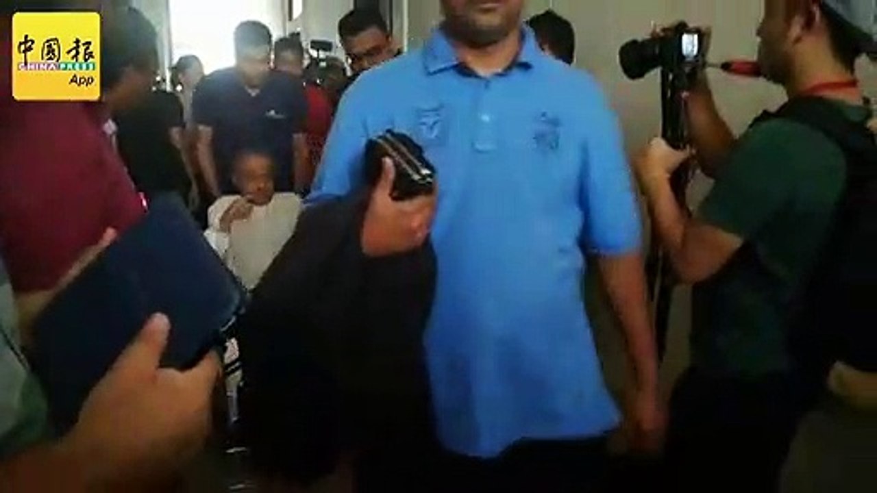 摇篮基金CEO命案 詹德拉出庭旁听