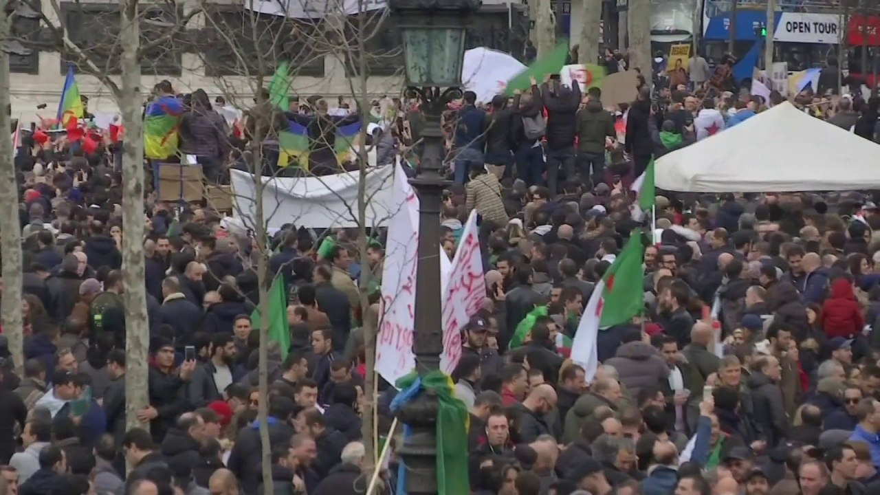 Nouvelles manifestations à Paris et Marseille contre la cinquième candidature de Bouteflika en Algérie