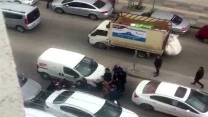 Sürücülerin Korna Tartışması Kavgaya Dönüştü