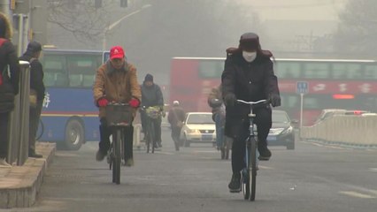 中 베이징, 연일 스모그로 고통..."6일까지 나쁨" / YTN