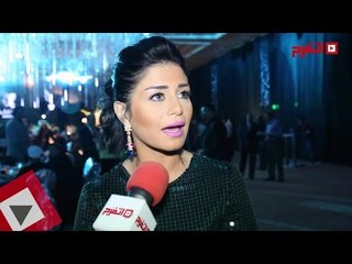 اتفرج| انفعال منة فضالي على شاب حاول تصويرها دون علمها
