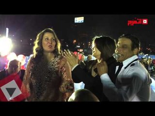 اتفرج| وصلة رقص مثيرة لنجوى فؤاد وزيزي مصطفى في عيد ميلادهما