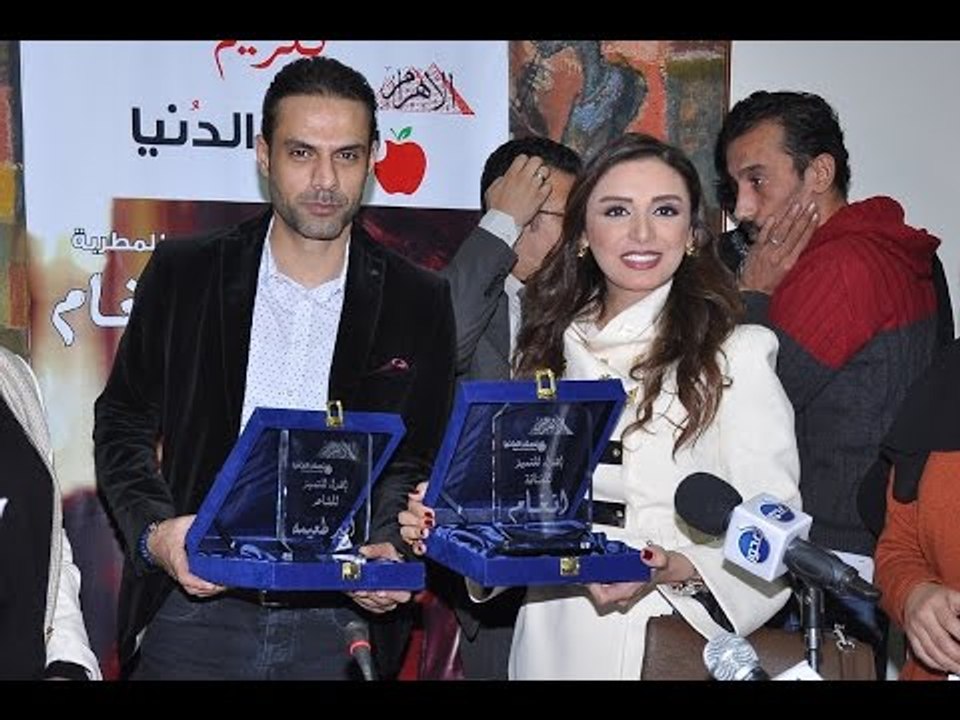 اتفرج | أنغام : مش شغلتي أرقص عريس وعروسة في فرح