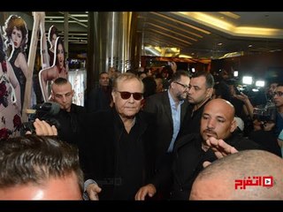 اتفرج | محمود عبدالعزيز يخطف الأنظار في عرض "اللي اختشوا ماتوا"