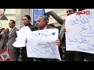 اتفرج | وقفة احتجاجية أمام «الصحفيين» لوقف التعامل مع «اورانج»