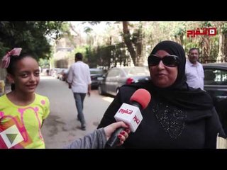 اتفرج | ايه رد فعلك لو شوفت موضة البنطلون المقطع في الشارع