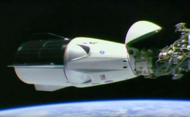 La capsule de SpaceX a rejoint la station spatiale internationale