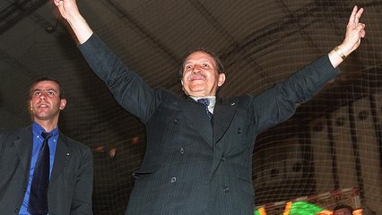 De la lumière à l'ombre, le parcours d'Abdelaziz Bouteflika