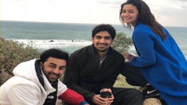 Alia Bhatt & Ranbir Kapoor's Brahmastra First Look will be unveiling At Kumbh | FilmiBeat