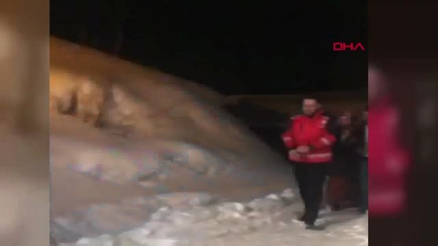 Bingöl Yolu Kardan Kapalı Köydeki Hamile Kadın, 6 Saatte Hastaneye Ulaştırıldı