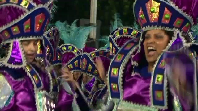 A primeira noite de desfiles na Sapucaí