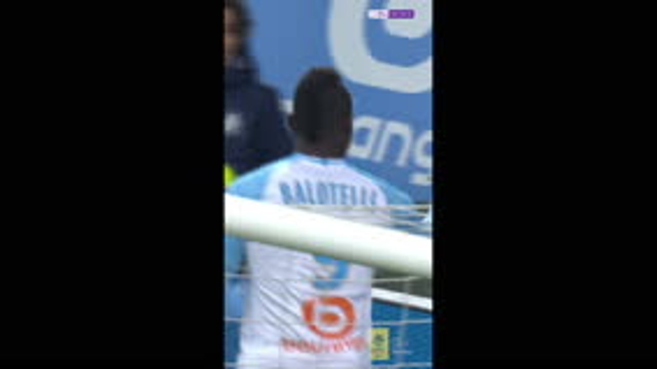 Balotelli scores acrobatic goal and celebrates with Instagram post