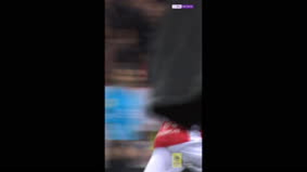 Cafaro stunner brings Reims level