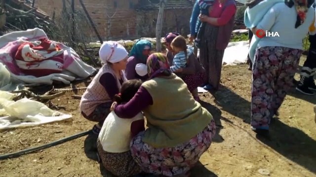 Evlerinin yanışını çaresizlik içinde izlediler