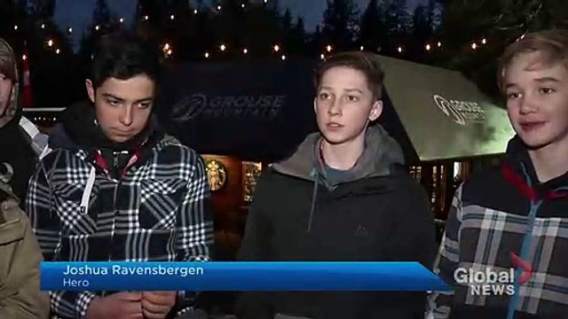 Suspendu au télésiège, cet enfant skieur est sauvé par des adolescents !