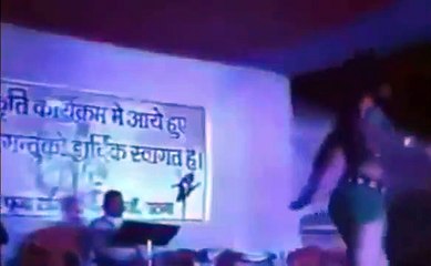 কোন কাপড় ছাড়া নাচ যাত্রা গানের নামে চলিতেছে Jatra Bangla  2019