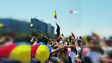 -  Guaido, Venezuela’ya Döndü