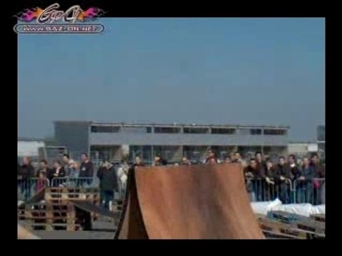 Xtrem Monster Truck Show au Mondial du Modelisme 2007