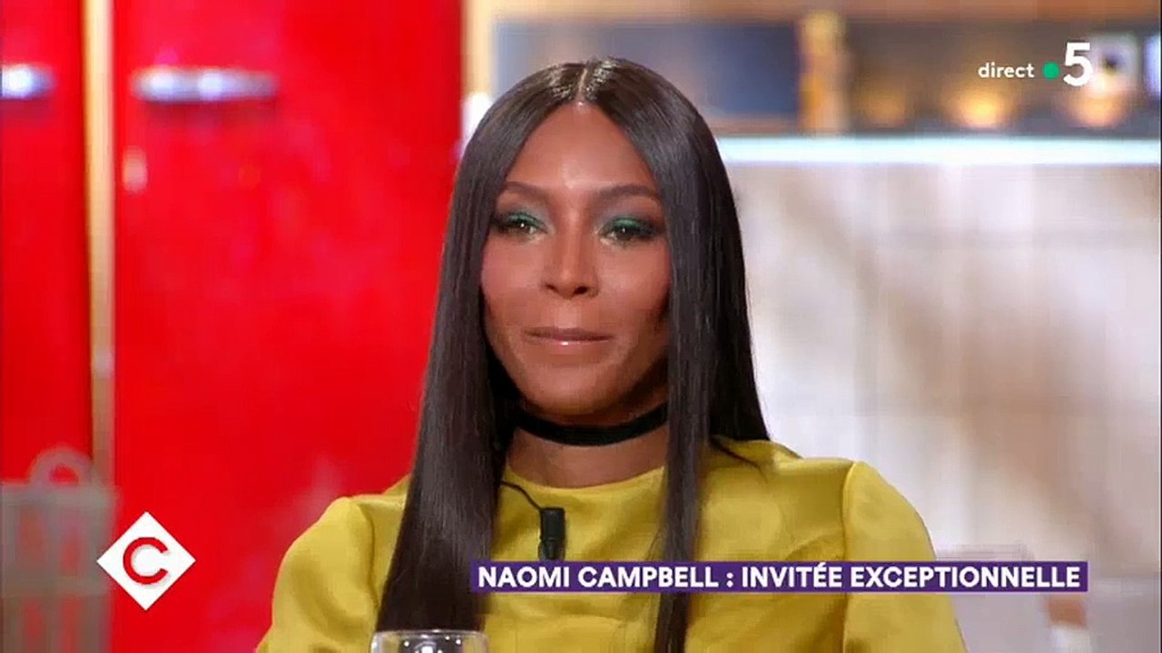 Naomi Campbell fond en larmes sur le plateau de "C à vous" en évoquant Nelson Mandela - Regardez