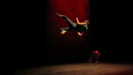 Insolites - Danse à la Vertikal