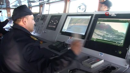 Temsili düşman adası ele geçirildi, yerli silahlar göz doldurdu