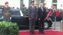 - Katar Emiri El Sani Avusturya Cumhurbaşkanı Bellen İle Görüştü