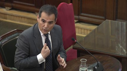 Tertulia de Federico: Nieto cuenta el auténtico papel del Gobierno el 1-O