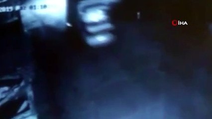 Öldürdüğü pazarcının cesedinin kamyonetten düşme anı kamerada