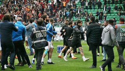 Sakaryaspor Maçındaki Saldırıları Nedeniyle 3 Amedsporlu Oyuncu PFDK'ya Sevk Edildi