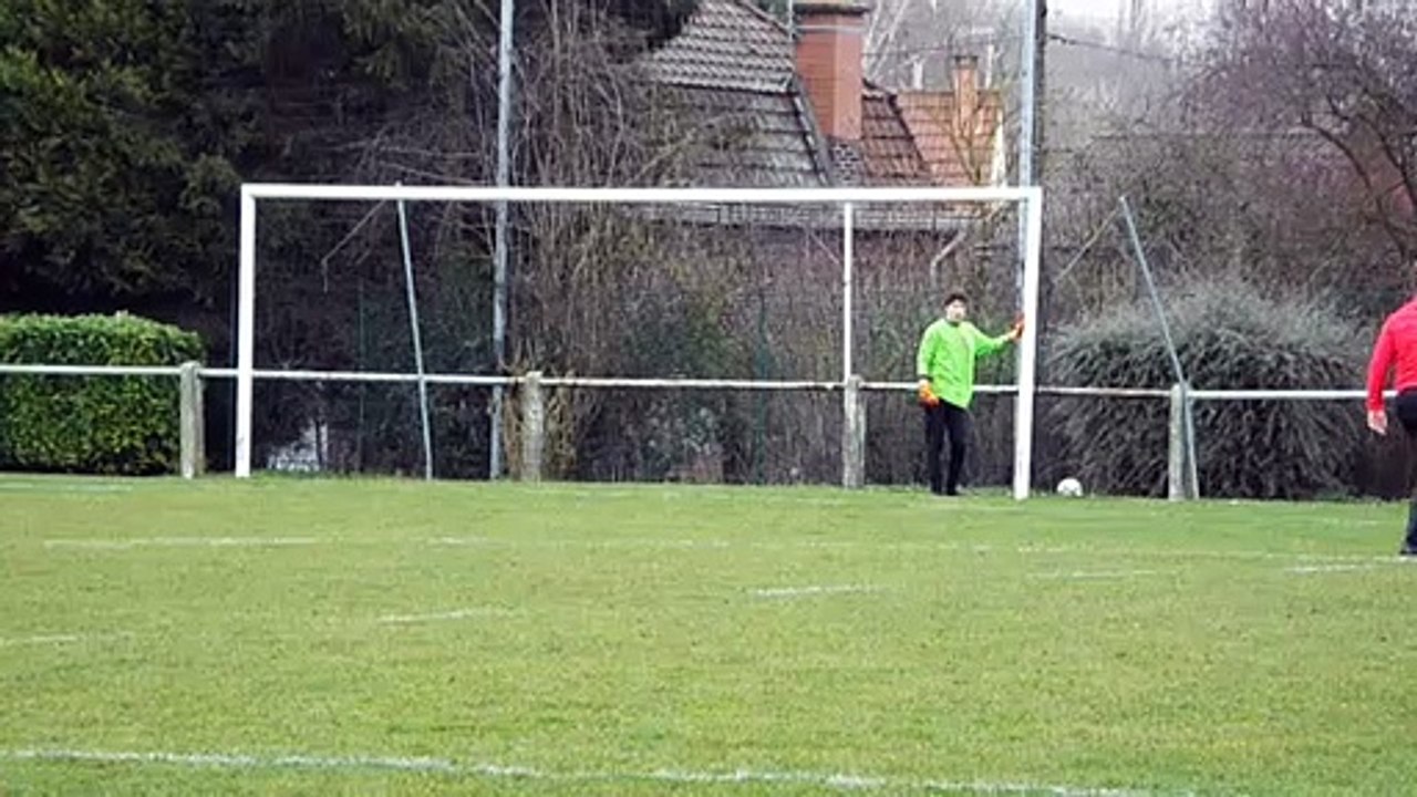 Championnat pré D1 U16.  NEUVILLE - LAMBERSART :  2 - 3  (0-3)