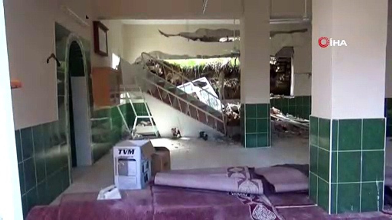 Hatay’da Toprak Kayması Sonucu Cami Duvarı Çöktü