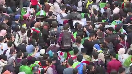 Siguen protestas en Argelia contra quinto mandato del presidente