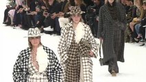 Letzte Show in Paris: Lagerfeld sagt leise 
