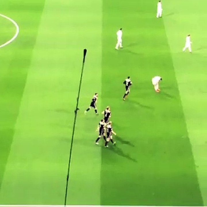 David Neres super goal Real Madrid vs Ajax 0-2