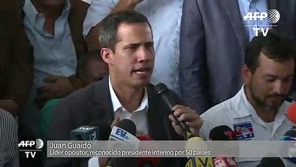 Guaido llama a trabajadores públicos a huelga contra el gobierno
