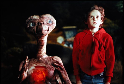 E.T. - The Extra-Terrestrial Movie (1982) Henry Thomas, Dee Wallace, Peter Coyote, Robert MacNaughton, Drew Barrymore, Pat Welsh